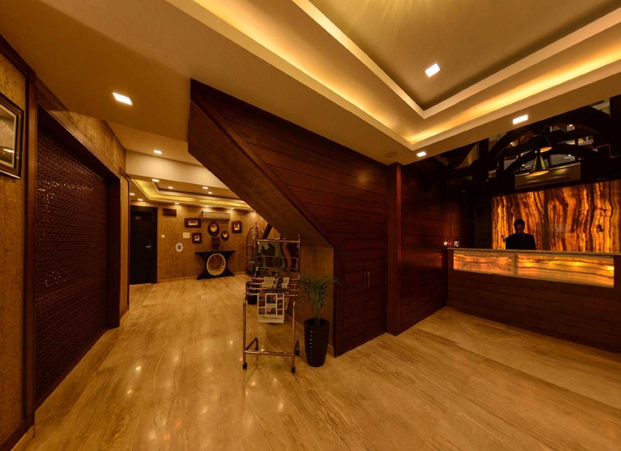 Clarks Inn Srinagar מראה חיצוני תמונה